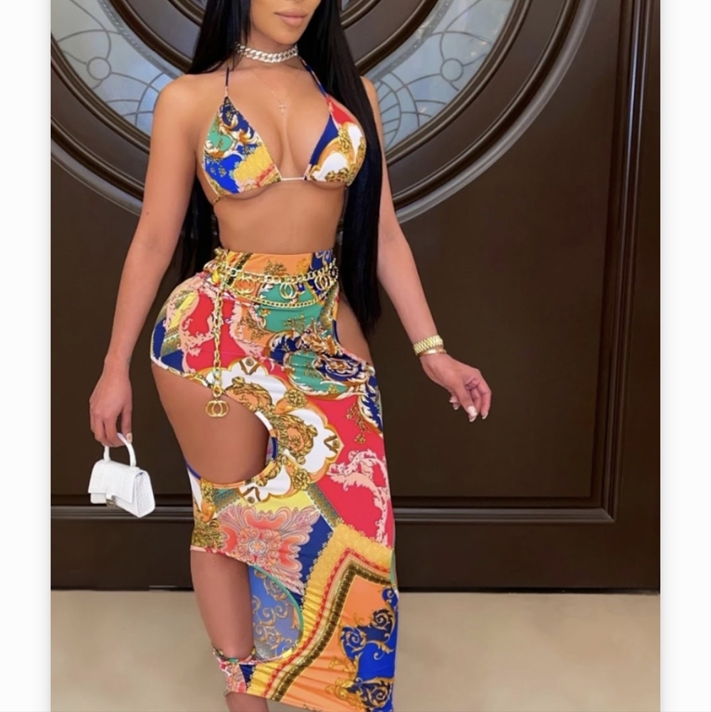 BRAND-NEW TWO PIECE